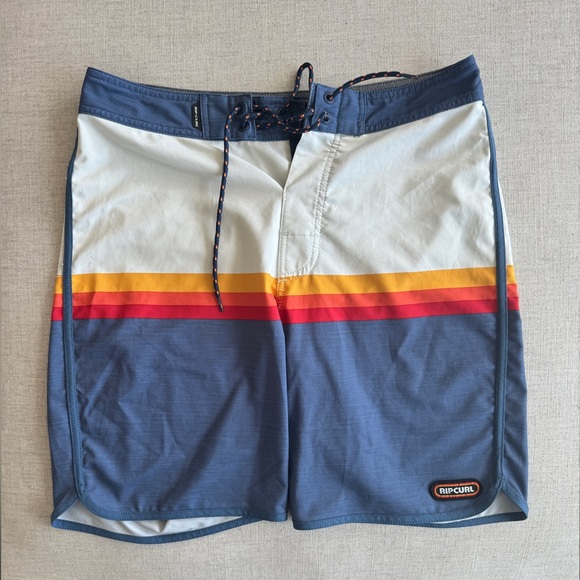 RIP CURL Mirage Surf Revival Mens Boardshorts - Size 29 - Picture 3 of 6